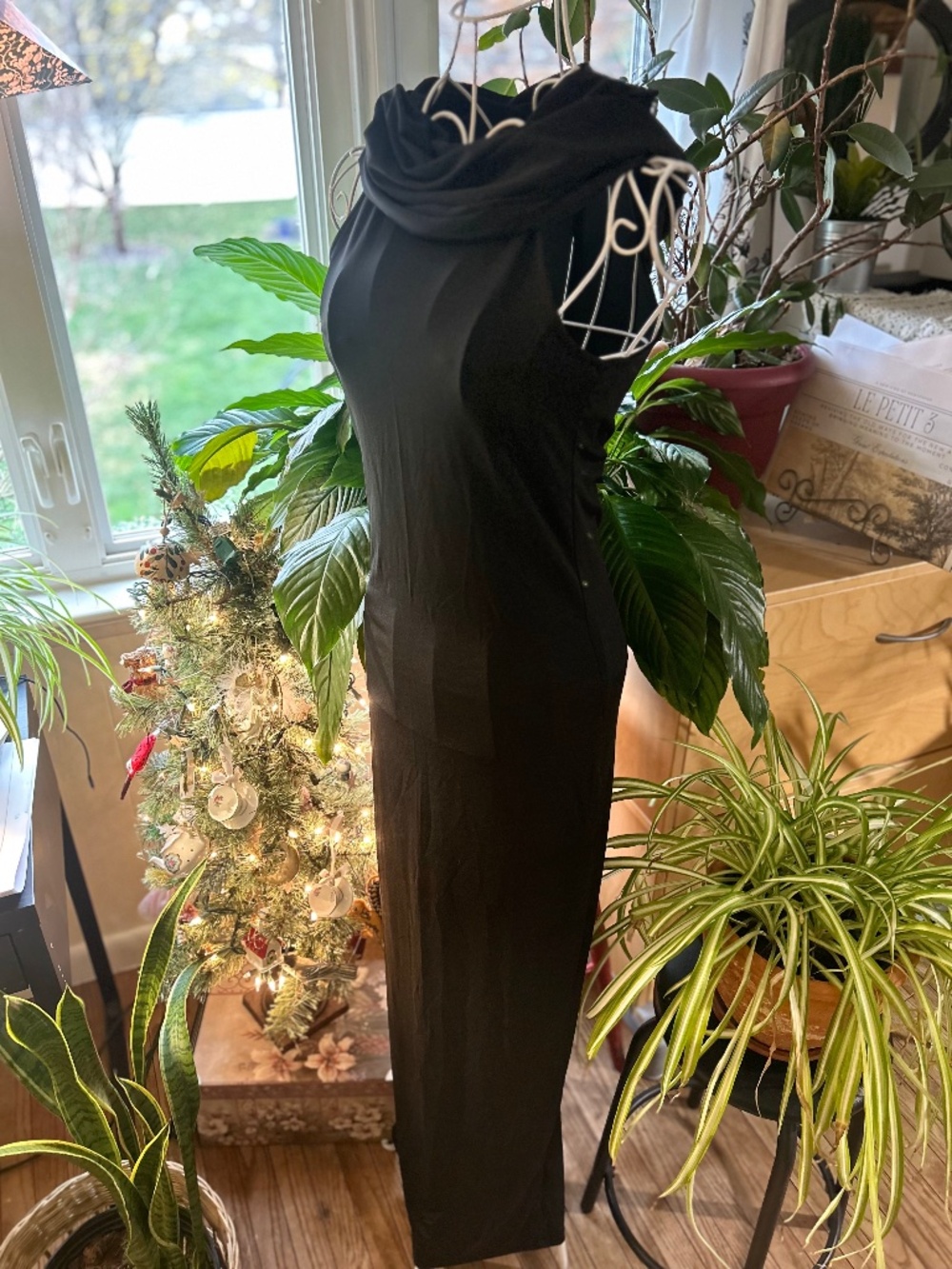 Calebgar black sleeveless Maxi dress with hoodie